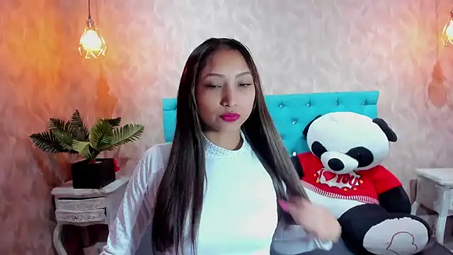 MadelineDoll online show from February 21, 2:19 pm