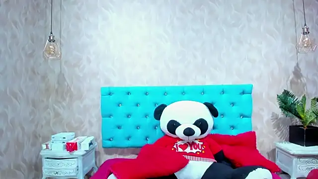 MadelineDoll online show from November 29, 2:39 pm