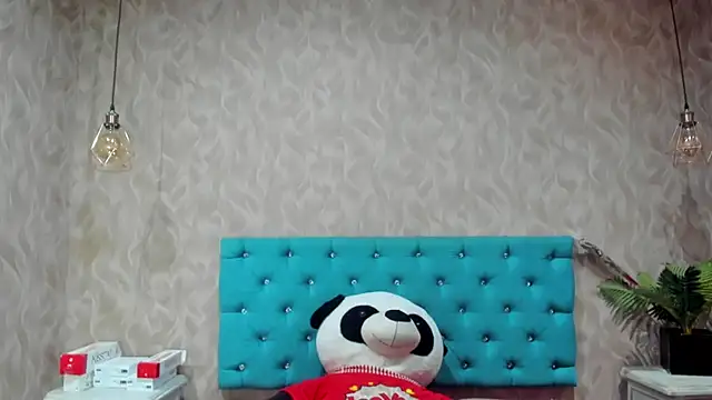 Snapshot of MadelineDoll chatting on October 11, 10:49 am MadelineDoll online show from October 11, 10:49 am