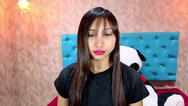 MadelineDoll online show from April 20, 2:07 pm