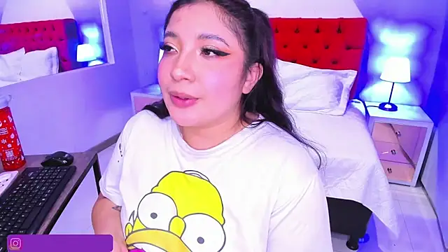 Snapshot of Emma_monserrat chatting on March 15, 8:32 pm Emma monserrat online show from March 15, 8:32 pm