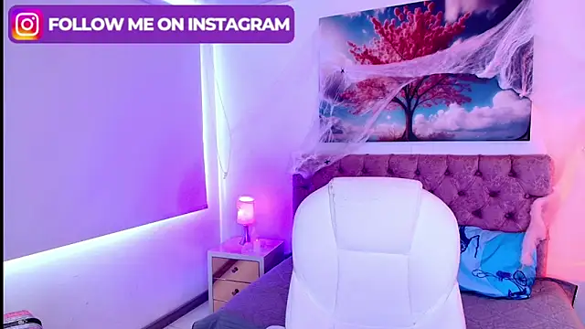 Snapshot of Emma_monserrat chatting on October 10, 7:36 pm Emma monserrat online show from October 10, 7:36 pm