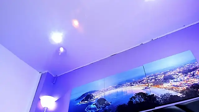 Snapshot of Emma_monserrat chatting on June 11, 12:24 pm Emma monserrat online show from June 11, 12:24 pm