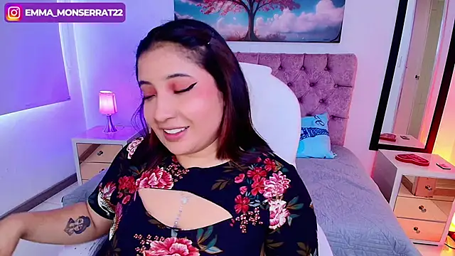 Snapshot of Emma_monserrat chatting on October 1, 7:40 pm Emma monserrat online show from October 1, 7:40 pm