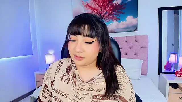 Emma monserrat online show from March 23, 6:30 pm