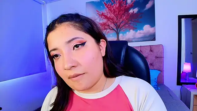 Snapshot of Emma_monserrat chatting on November 18, 7:39 pm Emma monserrat online show from November 18, 7:39 pm