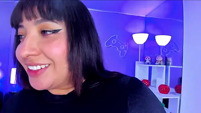 Emma monserrat online show from May 21, 11:29 am
