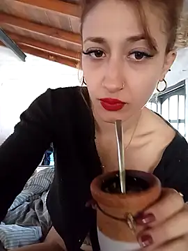 Viudanegraa online show from October 7, 1:12 pm