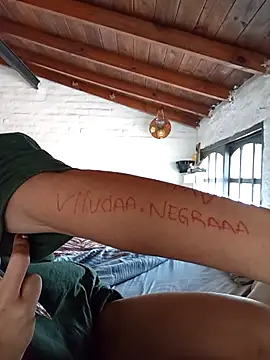 Viudanegraa online show from October 8, 1:34 pm