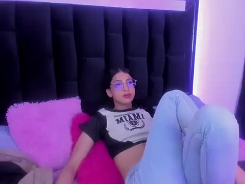 Snapshot of Im_saturno chatting on September 27, 5:08 pm Im saturno online show from September 27, 5:08 pm