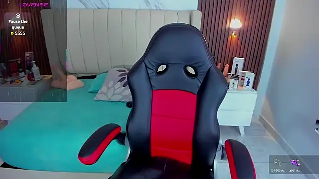 CAMILAGRAY online show from January 19, 12:42 pm