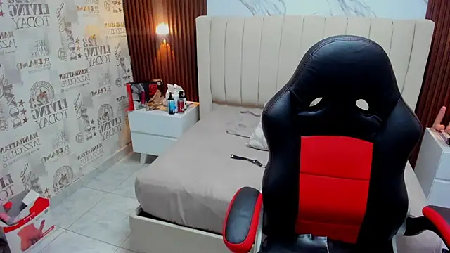 CAMILAGRAY online show from February 10, 12:04 pm