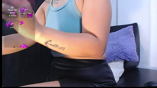 aixaangeels online show from February 25, 6:58 am