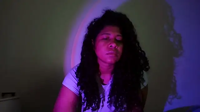 Ivon-09 online show from November 2, 11:37 am