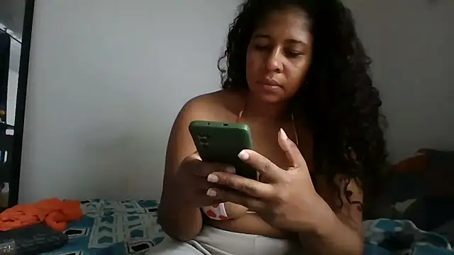 Ivon-09 online show from March 17, 1:14 pm