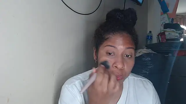 Ivon-09 online show from March 18, 2:06 pm