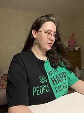 hungry1bunny online show from March 13, 6:02 pm