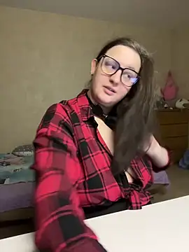 hungry1bunny online show from February 19, 7:11 pm