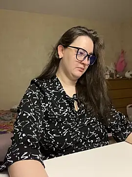 hungry1bunny online show from March 21, 6:01 pm