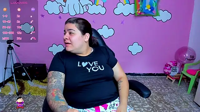 Sharon hils online show from March 30, 12:17 pm