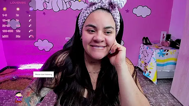 Sharon hils online show from February 2, 8:30 pm