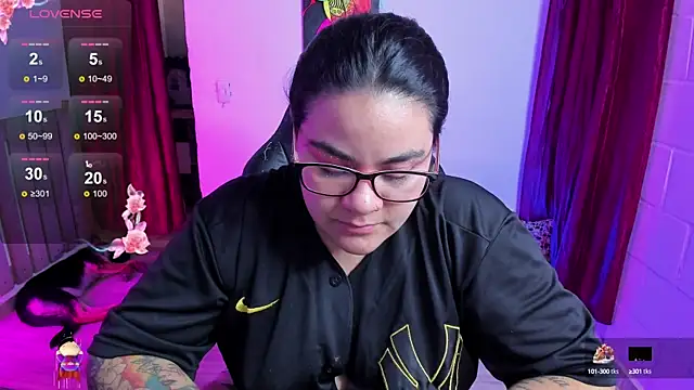 Sharon hils online show from January 24, 7:28 pm