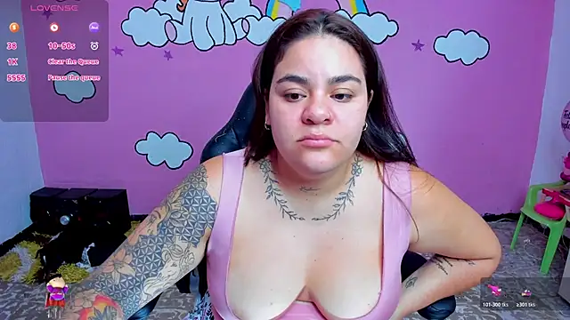 Sharon hils online show from April 6, 12:39 pm