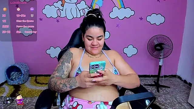 Sharon hils online show from March 5, 1:19 pm