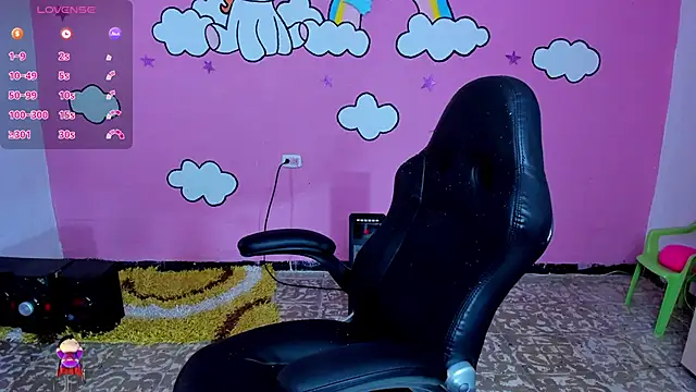 Sharon hils online show from March 26, 1:42 pm