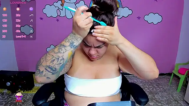 Sharon hils online show from March 25, 9:30 am