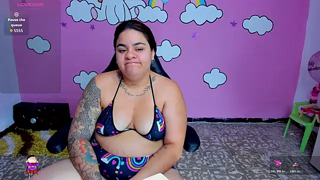 Sharon hils online show from April 9, 12:33 pm