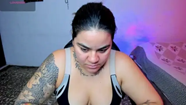 Snapshot of Sharon_hils chatting on July 1, 7:36 pm Sharon hils online show from July 1, 7:36 pm