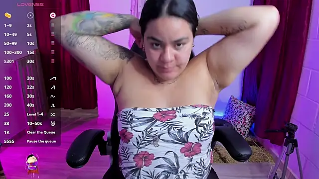 Sharon hils online show from January 26, 7:41 pm