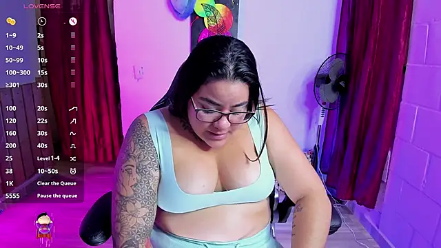 Sharon hils online show from February 6, 4:14 pm