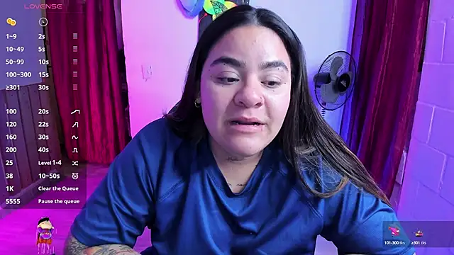 Sharon hils online show from February 7, 9:15 pm