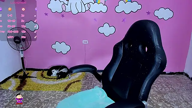 Sharon hils online show from March 12, 5:06 pm