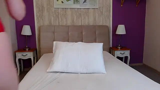 LisaCaprice online show from March 20, 5:46 am