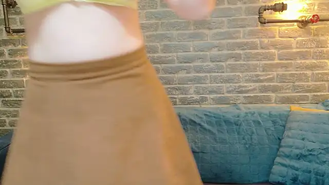 LisaCaprice online show from March 20, 5:08 am