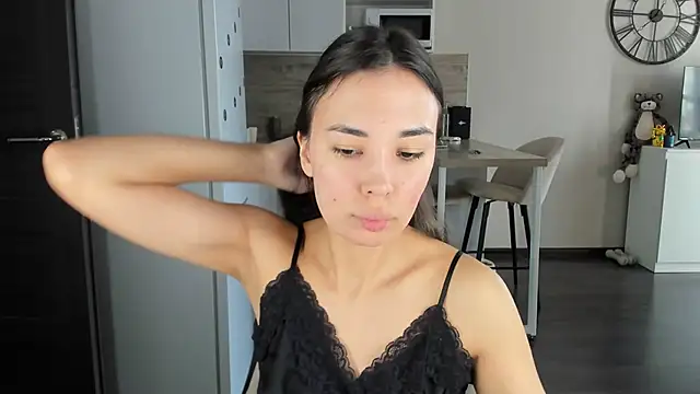 nilliluv online show from March 27, 8:22 am