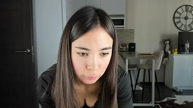 nilliluv online show from March 6, 10:54 am