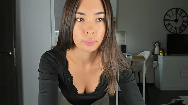 nilliluv online show from November 30, 11:55 am