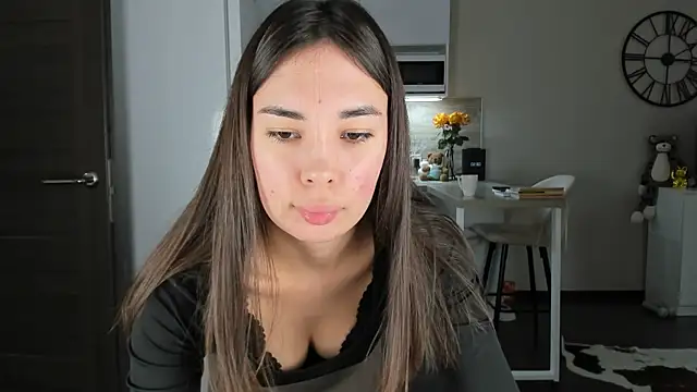 nilliluv online show from March 24, 5:51 am