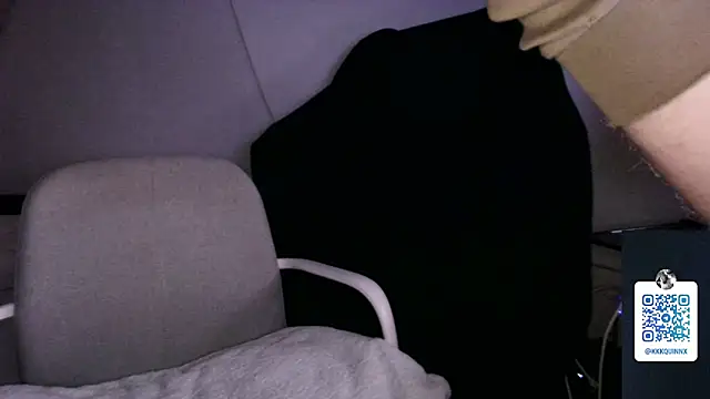 mr-k-quinn-x online show from December 16, 11:39 pm