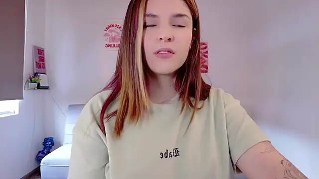 Snapshot of Mariangeel chatting on October 15, 3:20 pm Mariangeel online show from October 15, 3:20 pm