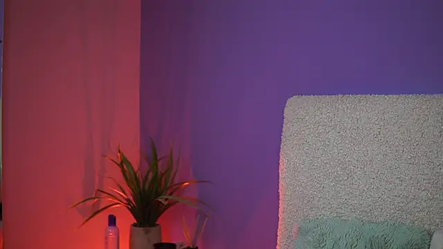 Snapshot of SabrinaHope chatting on June 3, 8:57 pm SabrinaHope online show from June 3, 8:57 pm