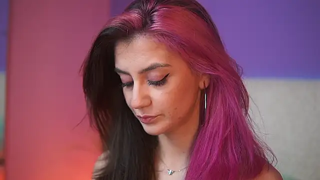 SabrinaHope online show from December 2, 9:49 pm