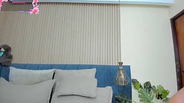 Snapshot of kathecute__ chatting on June 20, 1:43 am kathecute online show from June 20, 1:43 am