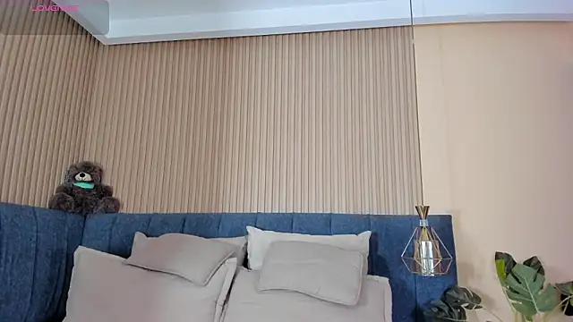 kathecute   online show from February 13, 2:33 am