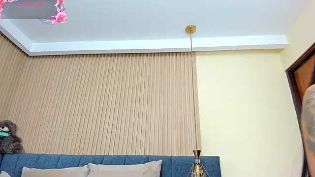 kathecute   online show from May 19, 1:43 am