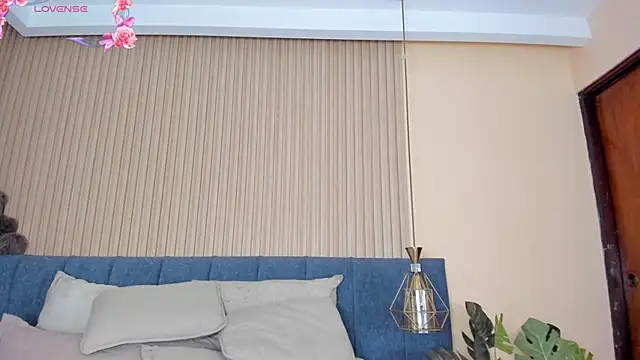 kathecute   online show from February 19, 1:46 am